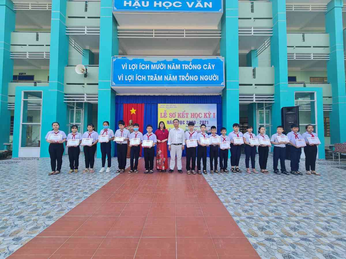 z2375733958047_e18cb50b879320970ce553b57ef7cac5